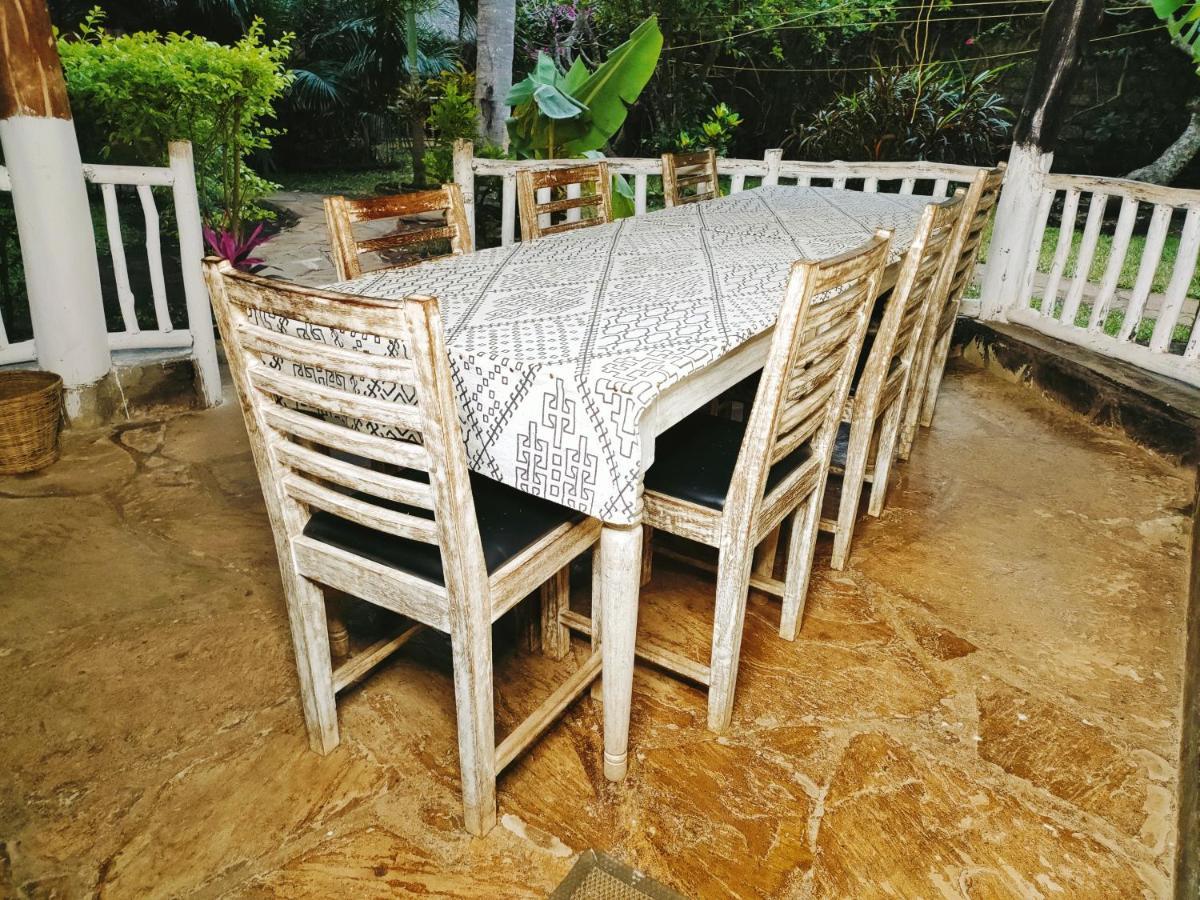 Upani In Diani Bed & Breakfast Diani Beach Dış mekan fotoğraf