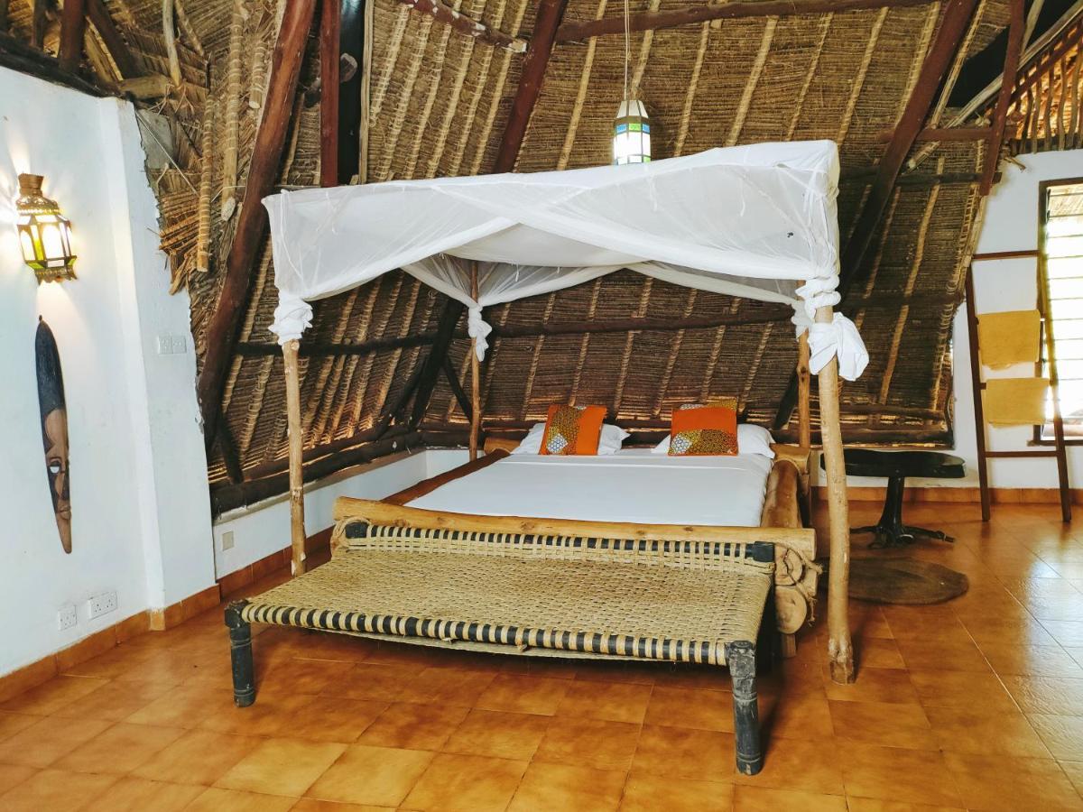 Upani In Diani Bed & Breakfast Diani Beach Dış mekan fotoğraf
