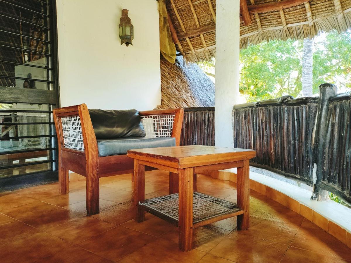 Upani In Diani Bed & Breakfast Diani Beach Dış mekan fotoğraf