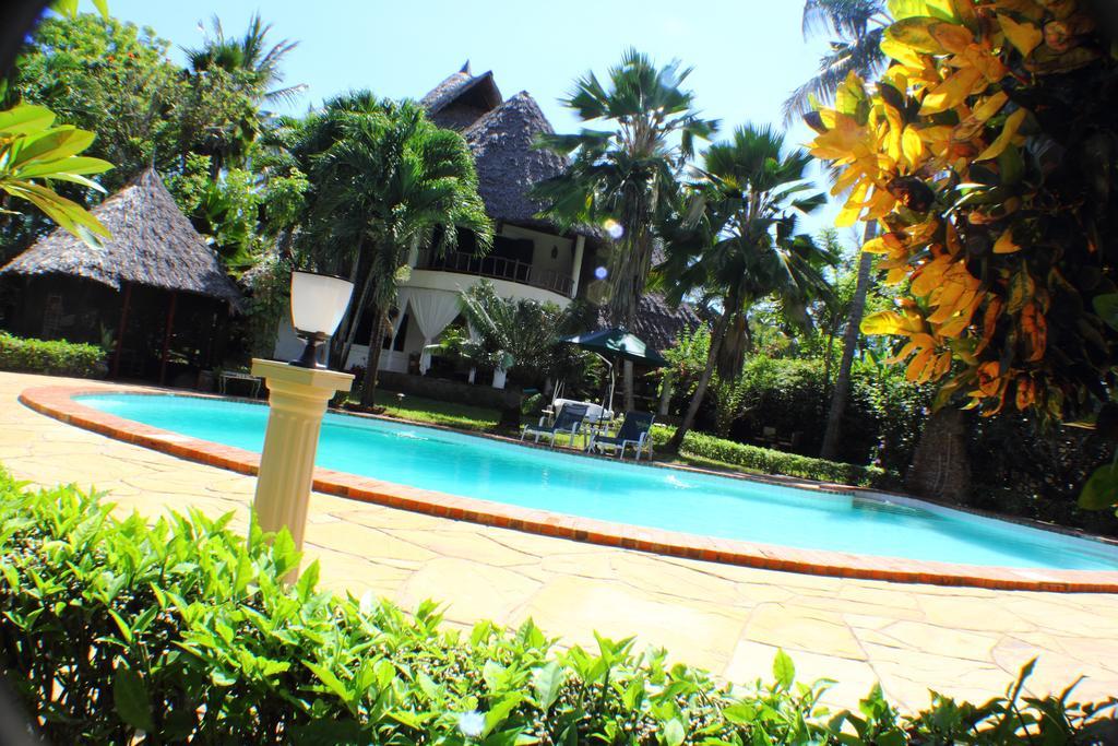Upani In Diani Bed & Breakfast Diani Beach Dış mekan fotoğraf