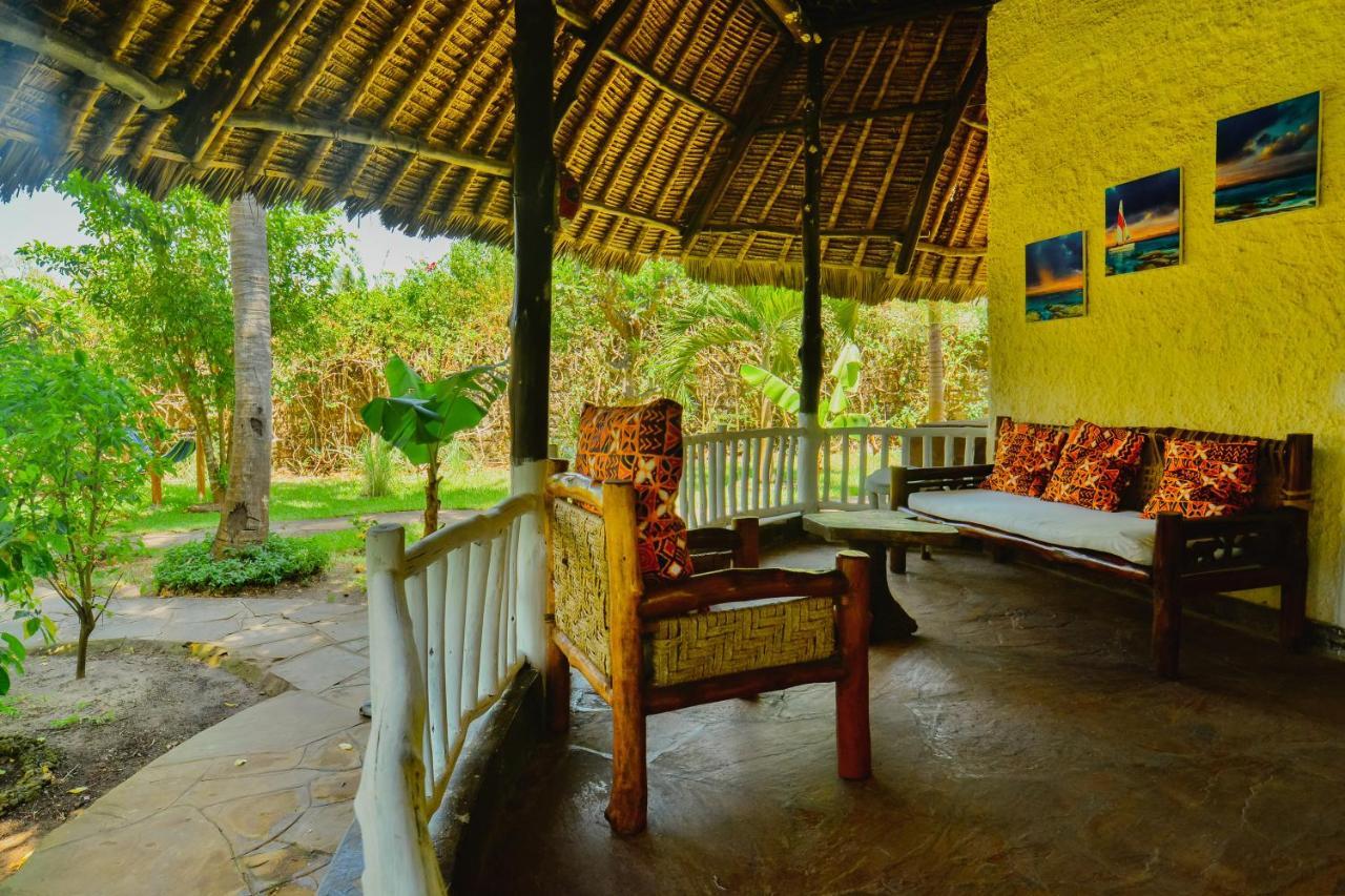 Upani In Diani Bed & Breakfast Diani Beach Dış mekan fotoğraf