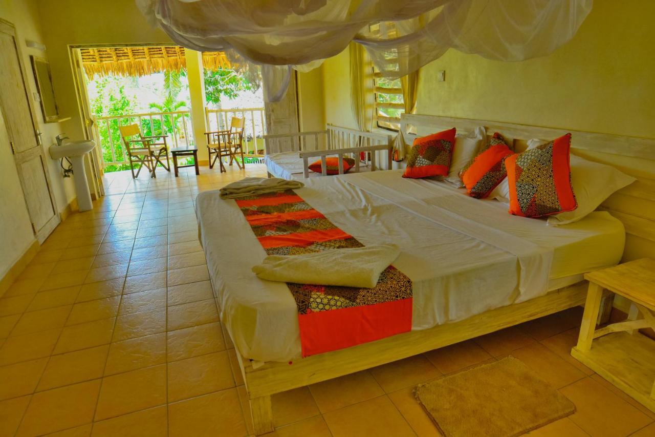 Upani In Diani Bed & Breakfast Diani Beach Dış mekan fotoğraf