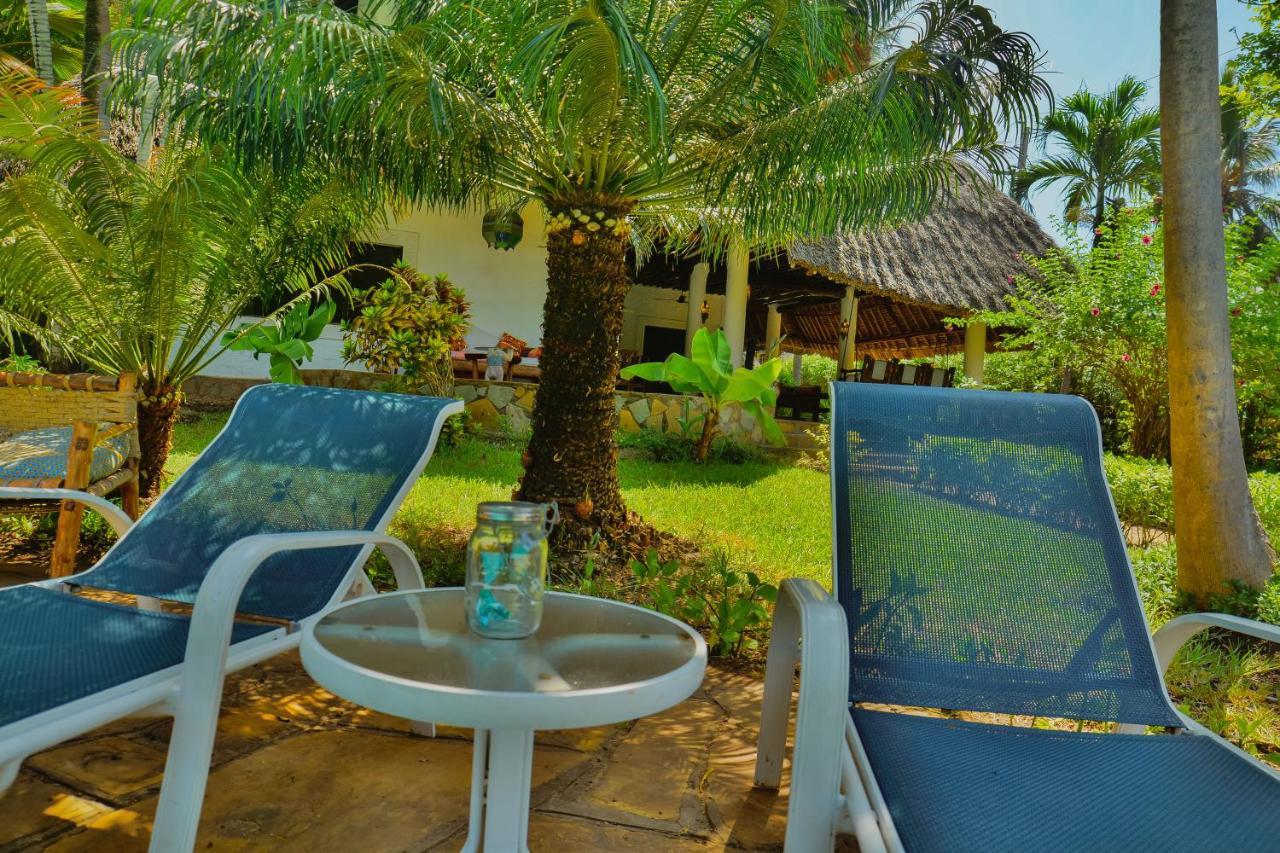 Upani In Diani Bed & Breakfast Diani Beach Dış mekan fotoğraf