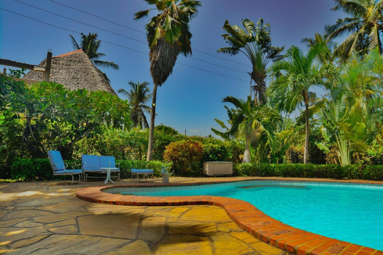 Upani In Diani Bed & Breakfast Diani Beach Dış mekan fotoğraf