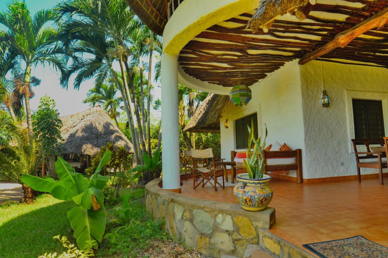 Upani In Diani Bed & Breakfast Diani Beach Dış mekan fotoğraf